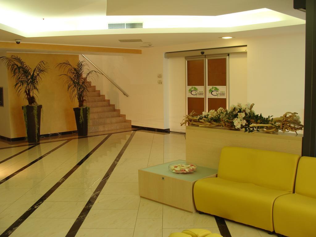 Groane Hotel Residence Cesano Maderno Bagian luar foto