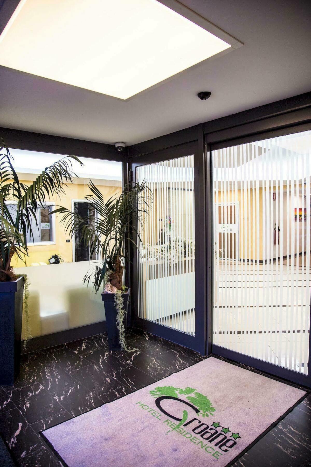 Groane Hotel Residence Cesano Maderno Bagian luar foto